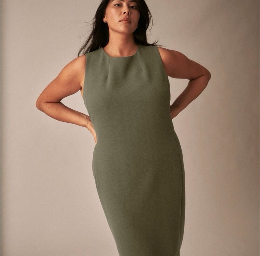 New Universal Standard Carlisle Crepe Dress Size M